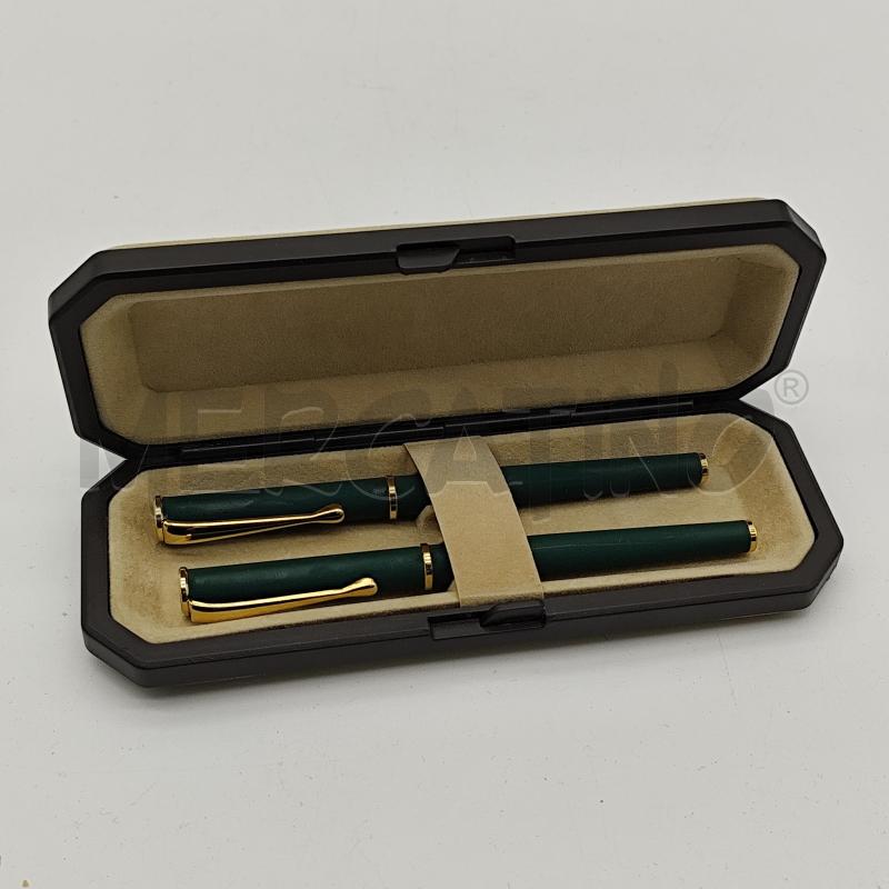 PENNA STILOGRAFICA E SFERA RAI DA COLLEZIONE | Mercatino dell'Usato Corbetta 1