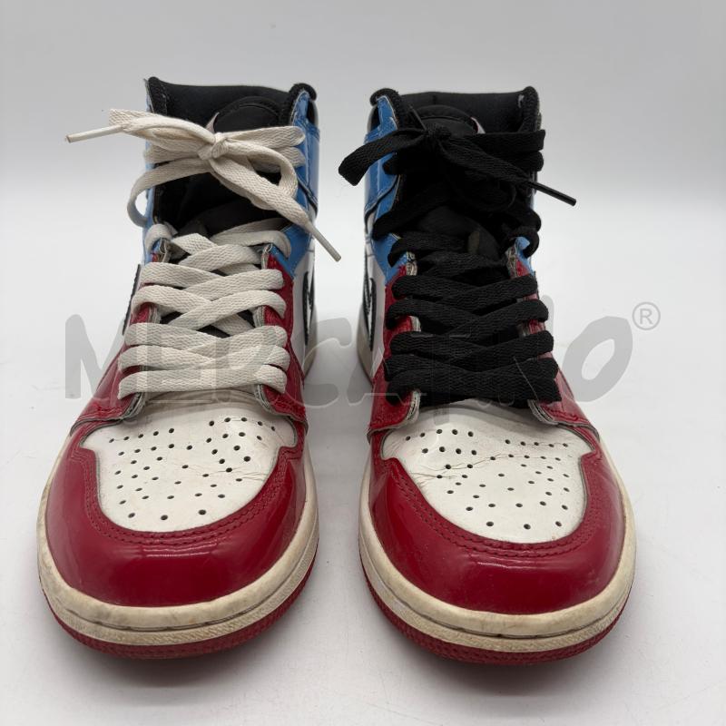 SCARPE AIR JORDAN 1 FEARLESS HIGH BIANCO/ROSSO/AZZ VERNICE | Mercatino dell'Usato Corbetta 2