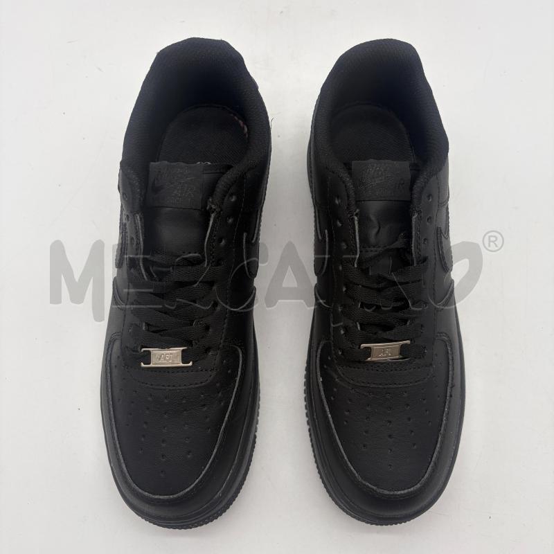 SCARPE UOMO NIKE AIR FORCE 1 '07 NERO | Mercatino dell'Usato Corbetta 4