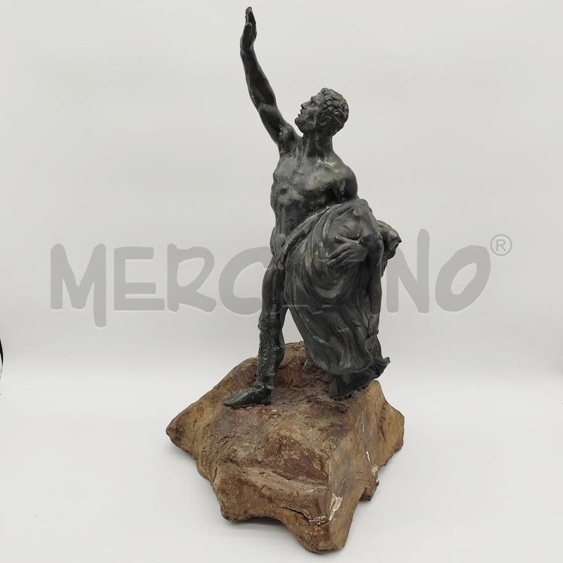 SCULTURA GUERRIERO MITOLOGICO IN METALLO | Mercatino dell'Usato Corbetta 1