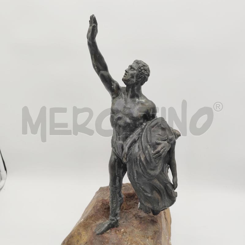 SCULTURA GUERRIERO MITOLOGICO IN METALLO | Mercatino dell'Usato Corbetta 2