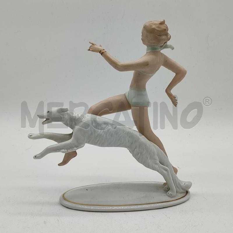 SCULTURA WALLENDORFER 1764 DONNA CON CANE PORCELLANA  | Mercatino dell'Usato Corbetta 2