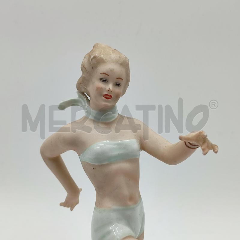 SCULTURA WALLENDORFER 1764 DONNA CON CANE PORCELLANA  | Mercatino dell'Usato Corbetta 3