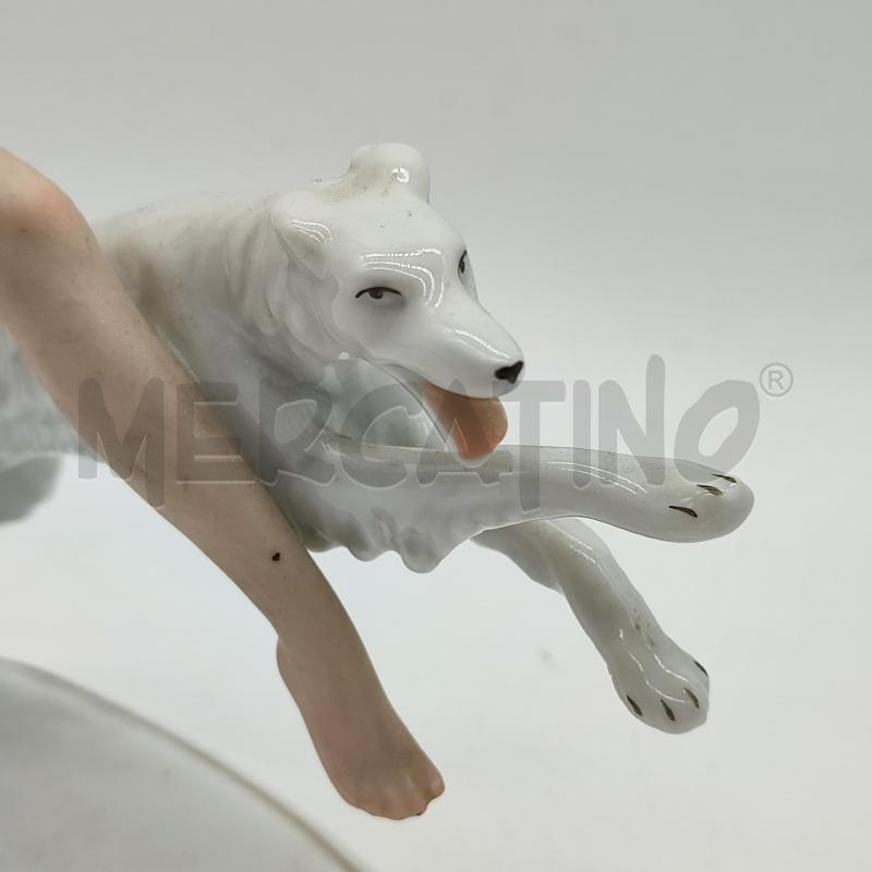 SCULTURA WALLENDORFER 1764 DONNA CON CANE PORCELLANA  | Mercatino dell'Usato Corbetta 4