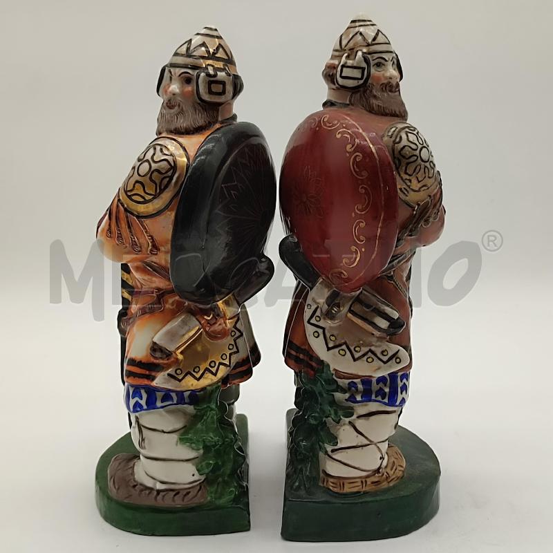 SCULTURE 2 GUERRIERI SOVIETICI BOGATYR  | Mercatino dell'Usato Corbetta 2