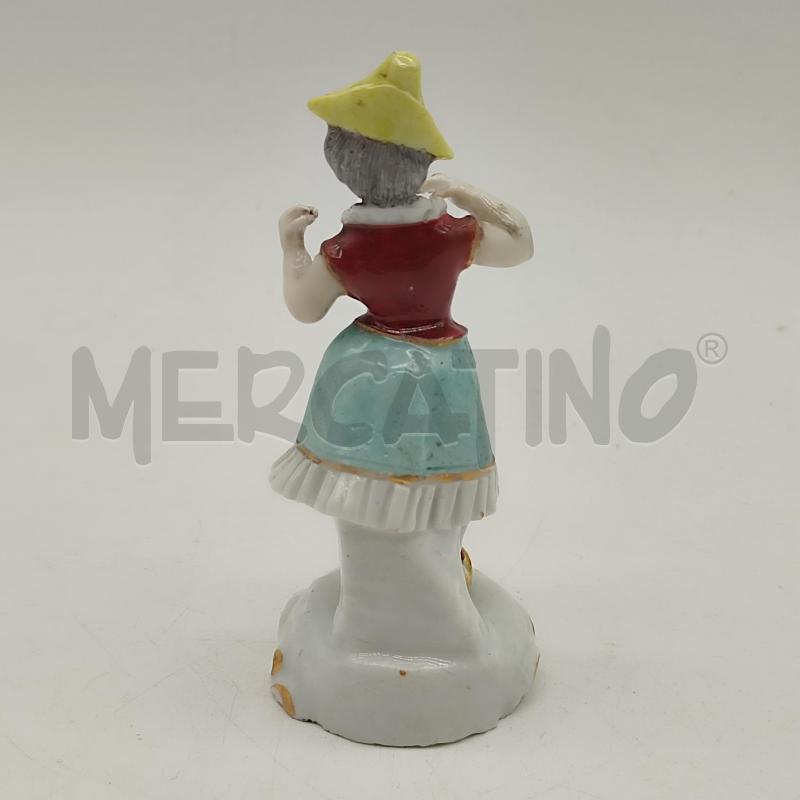 STATUINA CERAMICA DONNA CAPPELLO GIALLO | Mercatino dell'Usato Corbetta 2