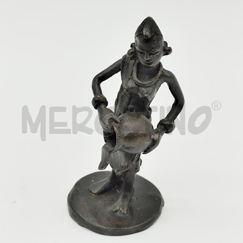 STATUINA ETNICA IN BRONZO DONNA CON VASO | Mercatino dell'Usato Corbetta 1