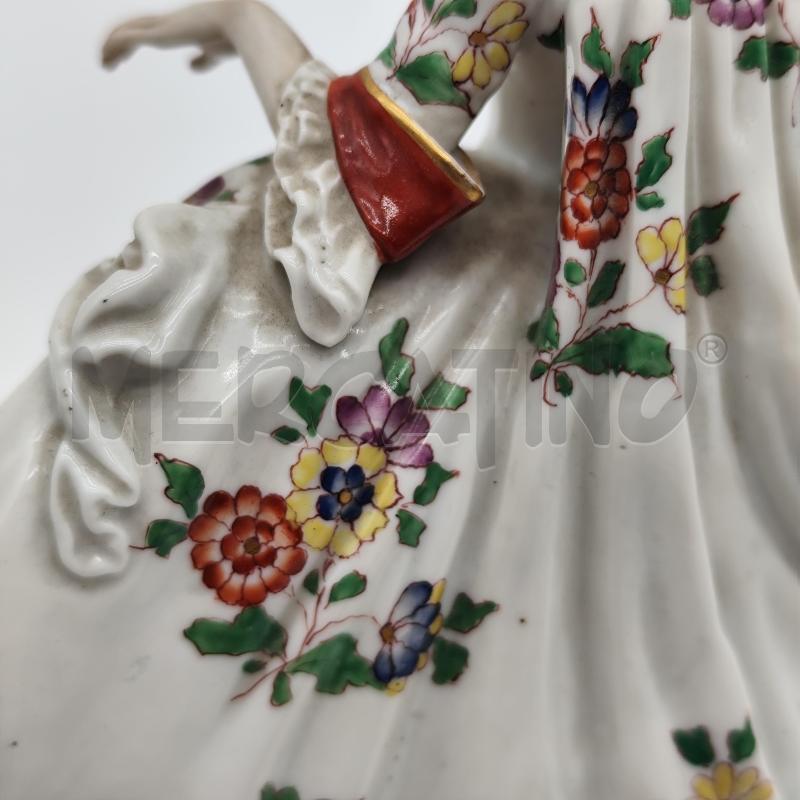 STATUINA MANIFATTURA LUDWIGSBURG DAMA IN PORCELLANA  | Mercatino dell'Usato Corbetta 4