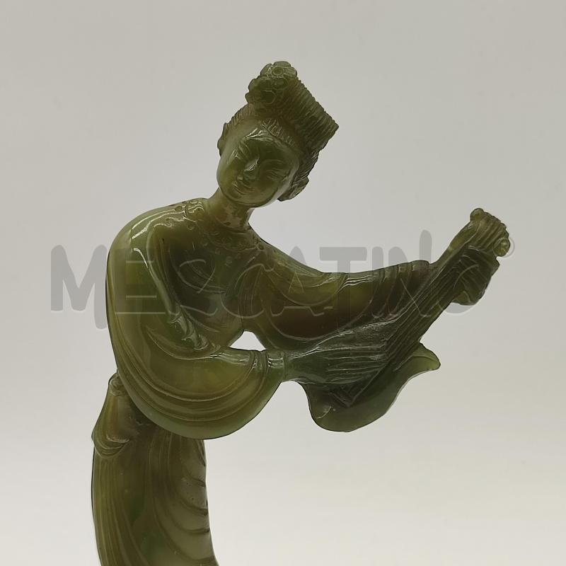 STATUINA SUONATRICE ORIENTALE PIETRA VERDE | Mercatino dell'Usato Corbetta 2