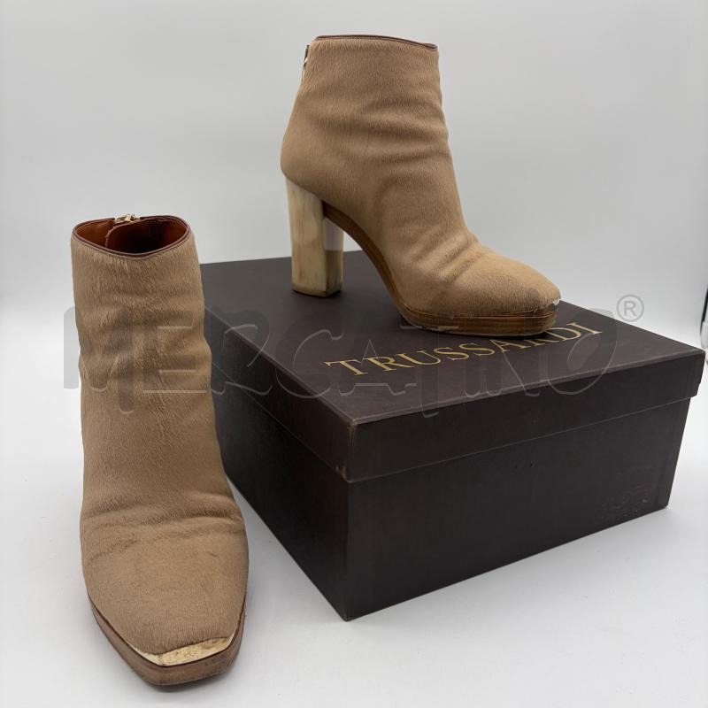 STIVALETTI DONNA TRUSSARDI ECRU CAVALLINO TACCO EFF OSSO | Mercatino dell'Usato Corbetta 1