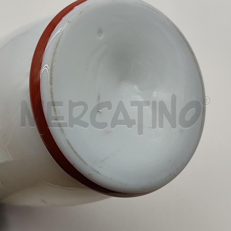 VASO VETRO 1900 DIP. A MANO PELLE D'UOVO  | Mercatino dell'Usato Corbetta 4