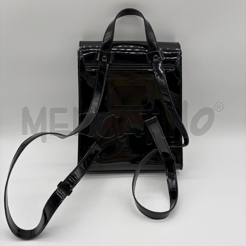 ZAINO DONNA DR MARTENS NERO PELLE VERNICE | Mercatino dell'Usato Corbetta 2