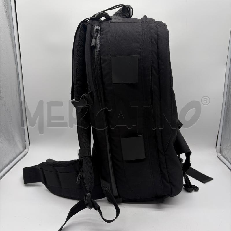 ZAINO LOWEPRO NERO PORTAMACCHINA FOTOGRAFICA | Mercatino dell'Usato Corbetta 2
