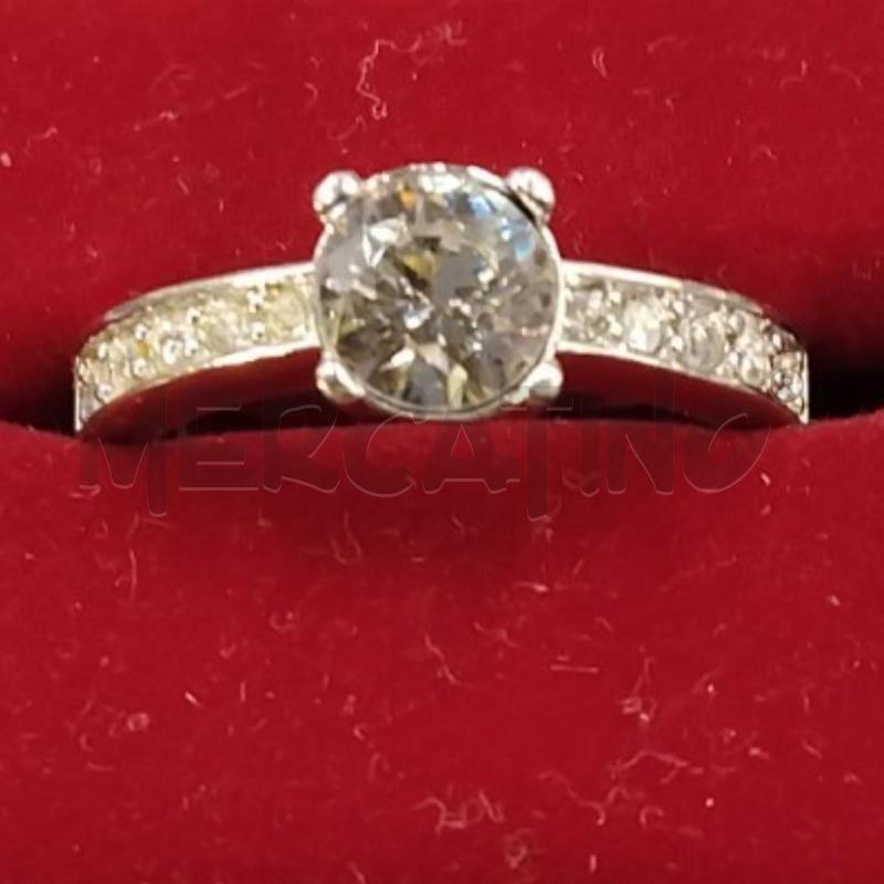 ANELLO DONNA SOLITARIO SWAROVSKI | Mercatino dell'Usato Bernareggio 1