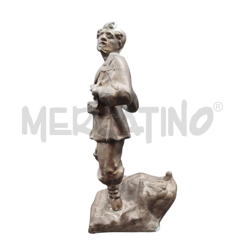 E V SCULTURA MILIATRE ENRICO TOTI  | Mercatino dell'Usato Bernareggio 2