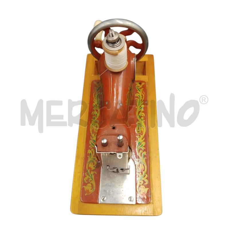 MACCHINA CUCIRE USSR MARRONE  | Mercatino dell'Usato Bernareggio 4