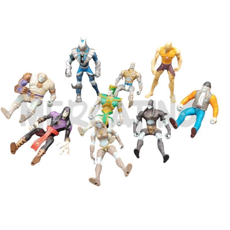 PERSONAGGI ASSORTITI MUMMIES ALIVE HASBRO | Mercatino dell'Usato Bernareggio 1