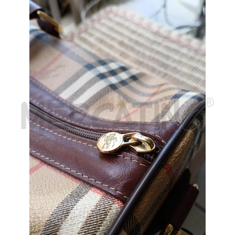 BORSONE BURBERRY PELLE | Mercatino dell'Usato Milano centrale 4