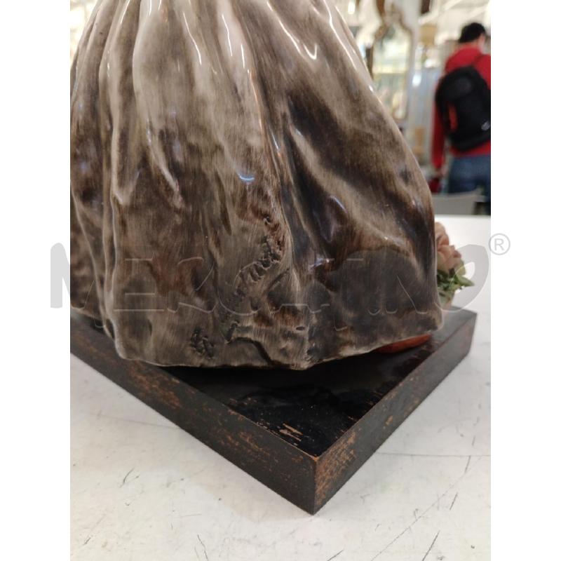 CACCIAPUOTI CERAMICA DAMA CON CANESTRO | Mercatino dell'Usato Milano centrale 3