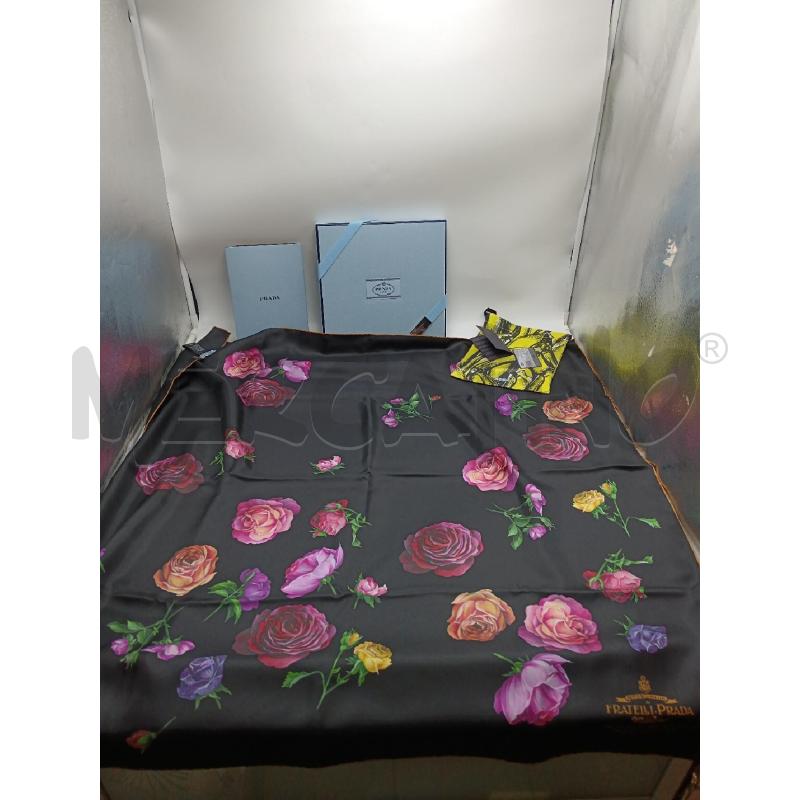 FOULARD PRADA NERO  | Mercatino dell'Usato Milano centrale 1