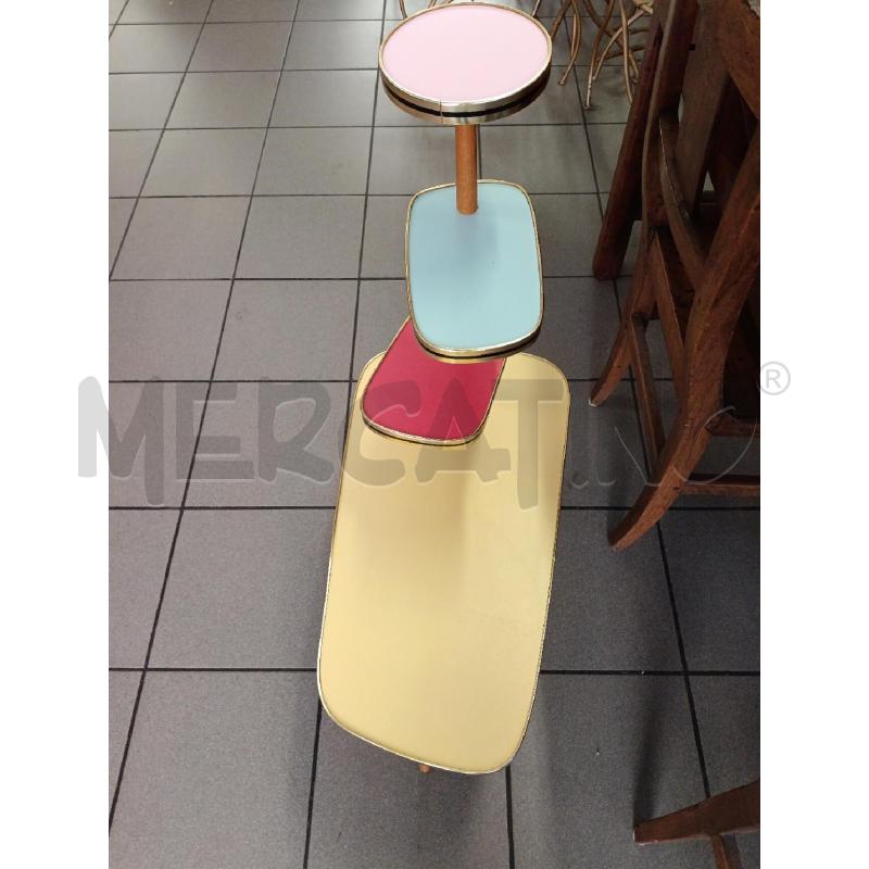 MOBILETTO SUPPORTO PIANTE COLORATO  | Mercatino dell'Usato Milano centrale 2