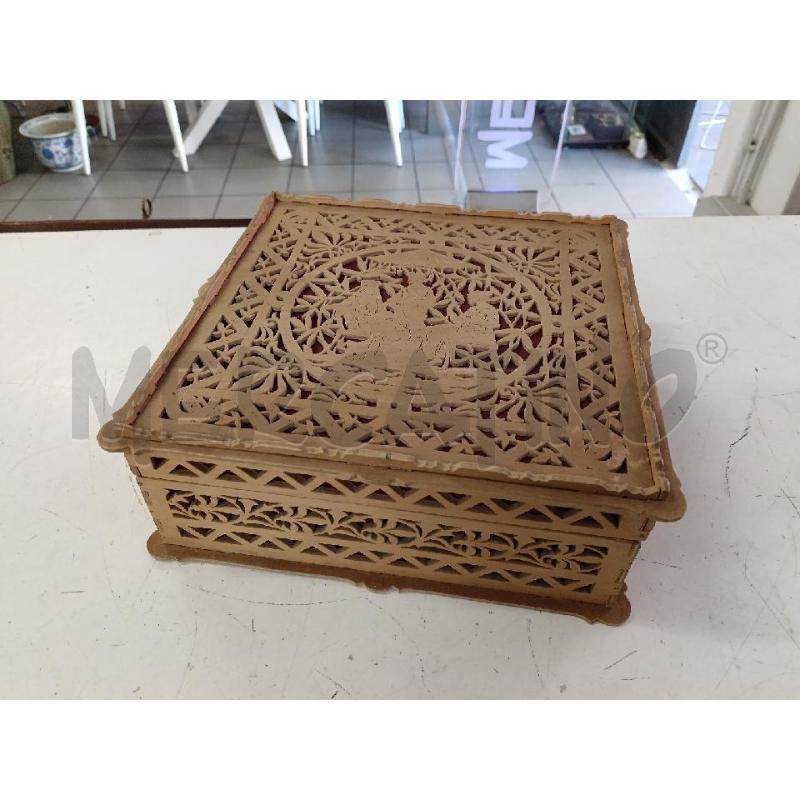 SCATOLA COLONIALE IN LEGNO DECORATA | Mercatino dell'Usato Milano centrale 1
