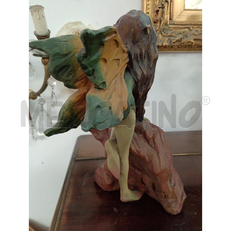 SCULTURA FATA SU RAMO  | Mercatino dell'Usato Milano centrale 3