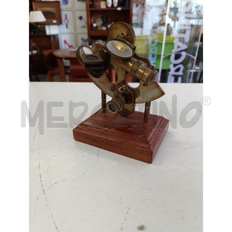 SESTANTE OTTONE VINTAGE  | Mercatino dell'Usato Milano centrale 1
