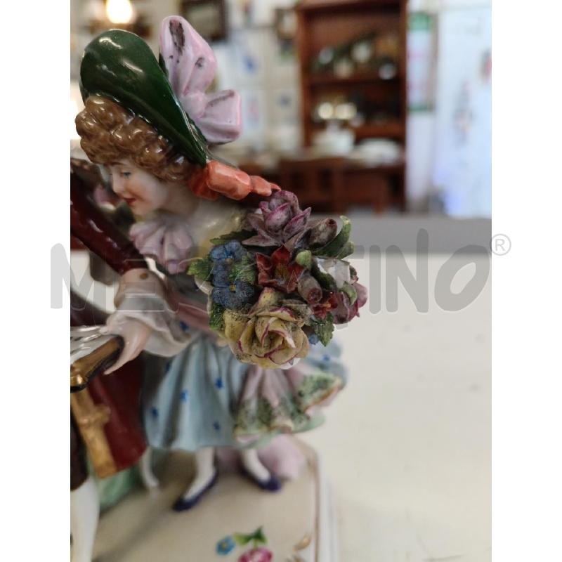 STATUA CAPODIMONTE DAMA E CAVALIERE | Mercatino dell'Usato Milano centrale 3