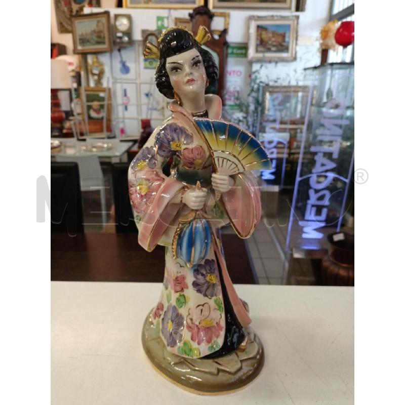 STATUA CERAMICA GEISHA  | Mercatino dell'Usato Milano centrale 1