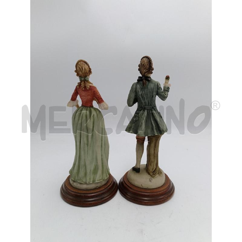 STATUA COPPIA DAMA + CAVAGLIERE | Mercatino dell'Usato Milano centrale 2
