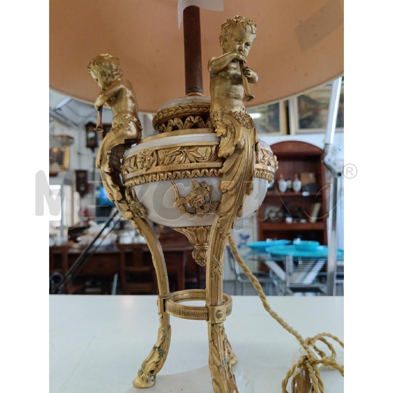 VECCHIA LAMPADA TRIS PUTTI BRONZO | Mercatino dell'Usato Milano centrale 2