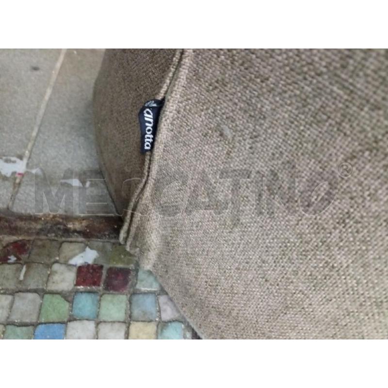 ZANOTTA POLTRONA MODELLO CALLA IN TESSUTO  | Mercatino dell'Usato Milano centrale 4