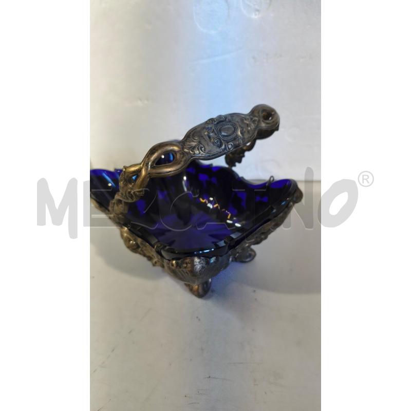 142GR - ANTICO CESTINO VETRO BLU PORTA BON BON ### MANICO PIEGHEVOLE | Mercatino dell'Usato Modena 4