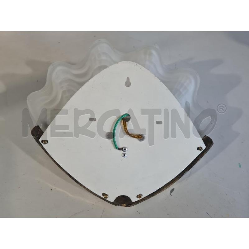 APPLIQUE OTT. VETRO CONCHIGLIA SATINATO | Mercatino dell'Usato Modena 3