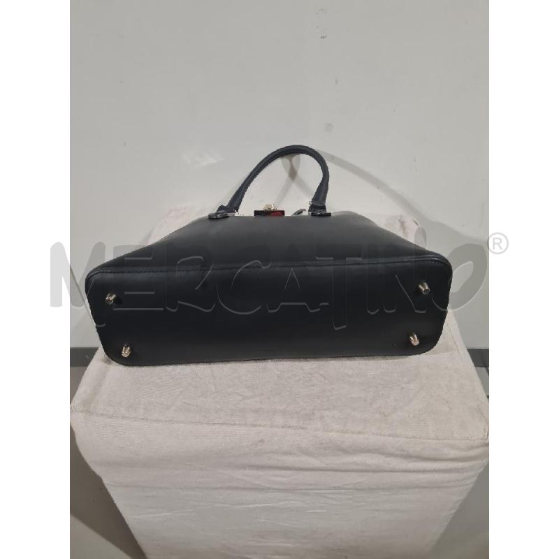 BORSA DONNA FURLA NERA CHIUSURA ORO  TRAPEZIO | Mercatino dell'Usato Modena 3