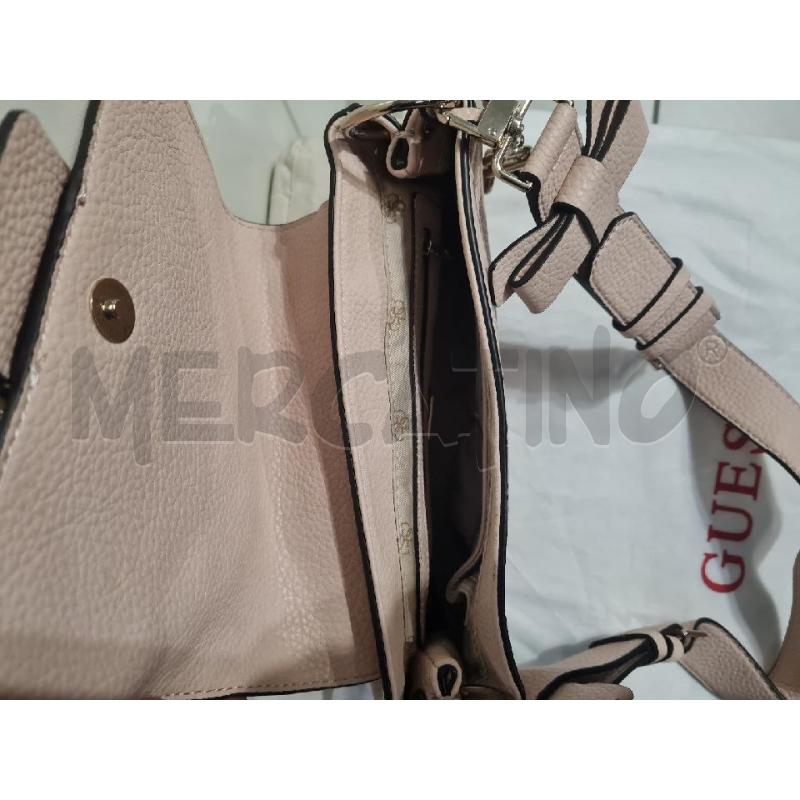 BORSA DONNA GUESS ROSA CON BORCHI | Mercatino dell'Usato Modena 4