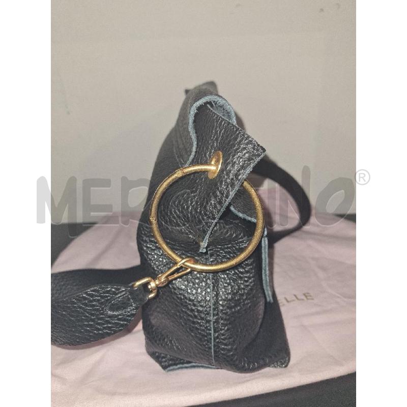 BORSA DONNA NERA COCCINELLE ANELLE DORATE | Mercatino dell'Usato Modena 3