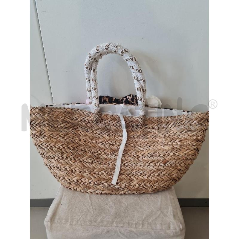BORSA DONNA PAGLIA CON FIORI APPLICATI | Mercatino dell'Usato Modena 2