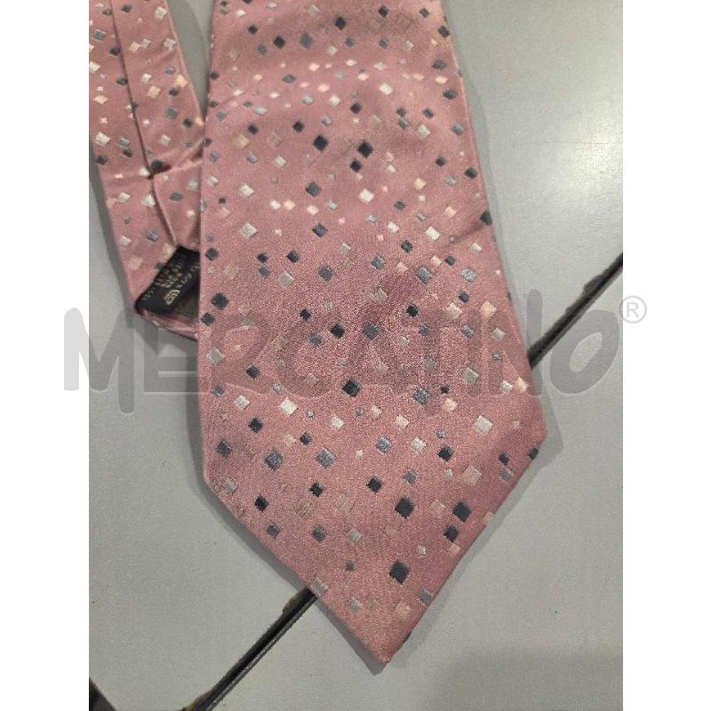 CRAVATTA ROSA QUADRETTI GRIGI ERMENEGILDO ZEGNA | Mercatino dell'Usato Modena 2