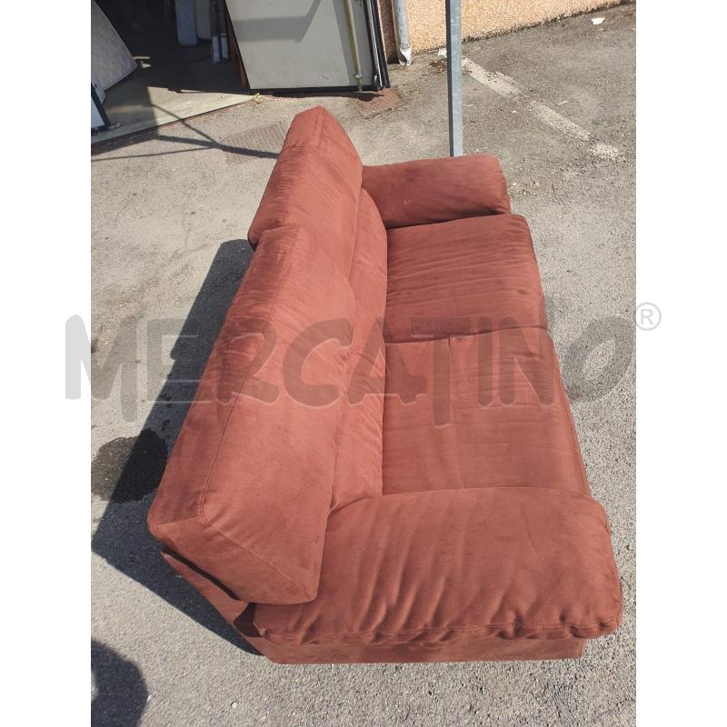 DIVANO 3 POSTI TERRA BRUCIATA  POLTRONE E SOFA' | Mercatino dell'Usato Modena 1