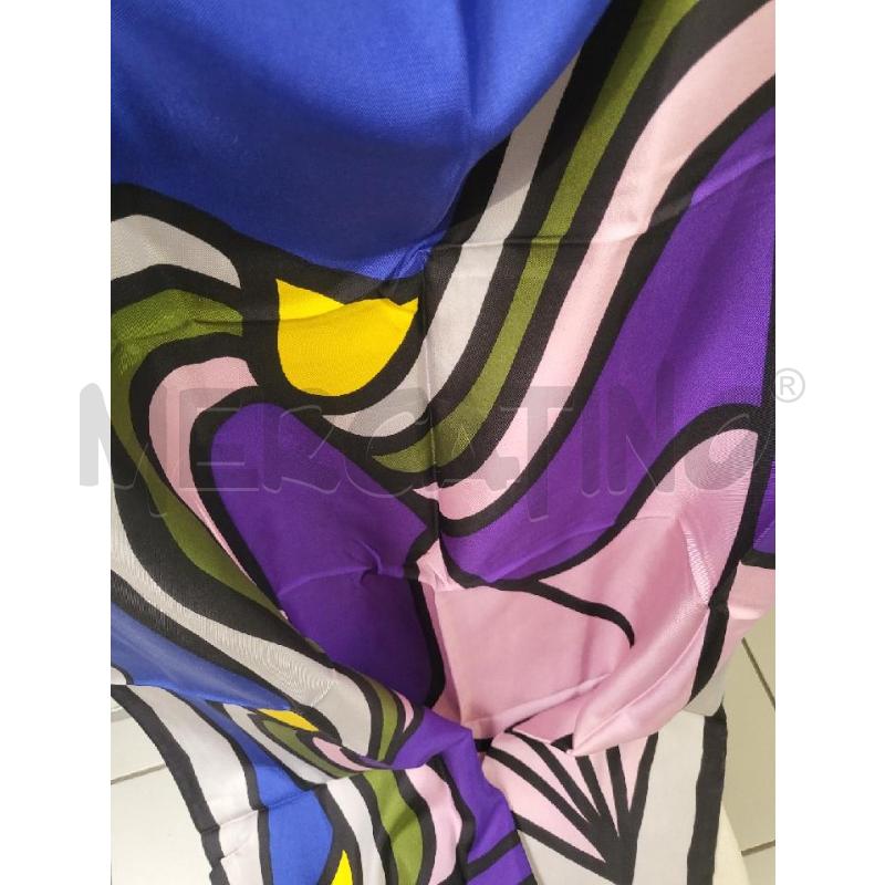 FOULARD FANTASIA VIOLA ROBERTA CAMERINO | Mercatino dell'Usato Modena 3