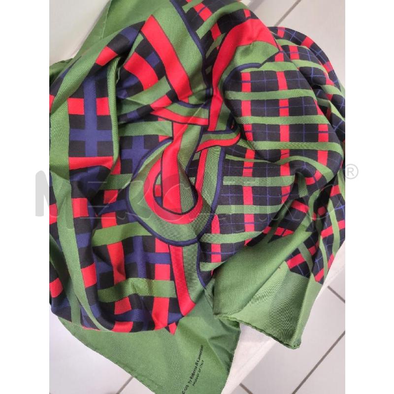 FOULARD FANTA ROSSO VERDE ROBERTA CAMERINO | Mercatino dell'Usato Modena 4