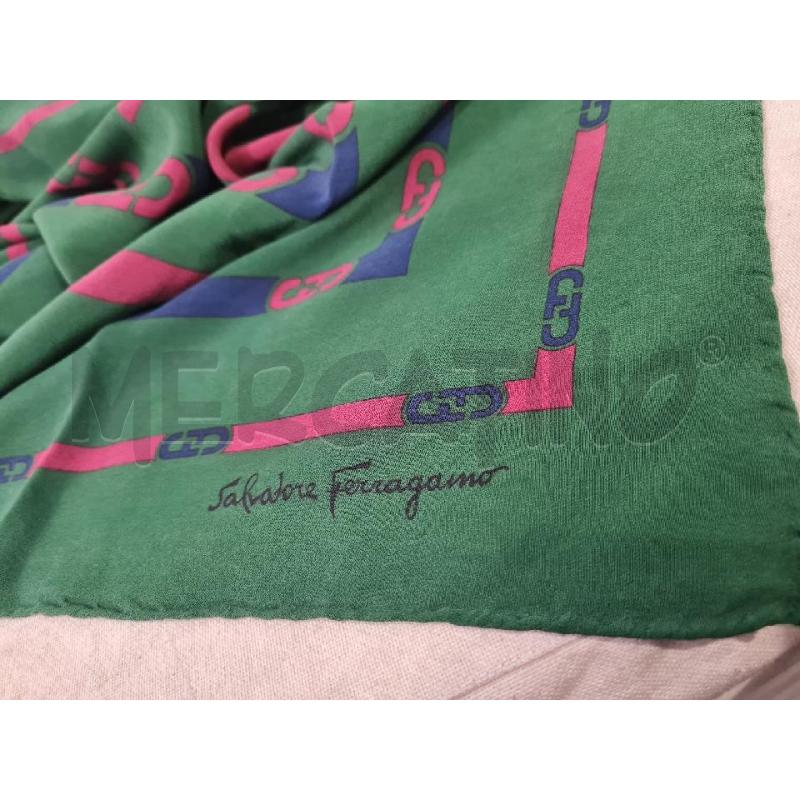 FOULARD VERDE FERRAGAMO SETA | Mercatino dell'Usato Modena 4