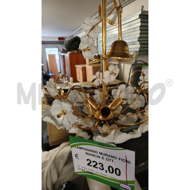 LAMPADARIO MURANO FIORI BIANCHI E OTT. | Mercatino dell'Usato Modena 3