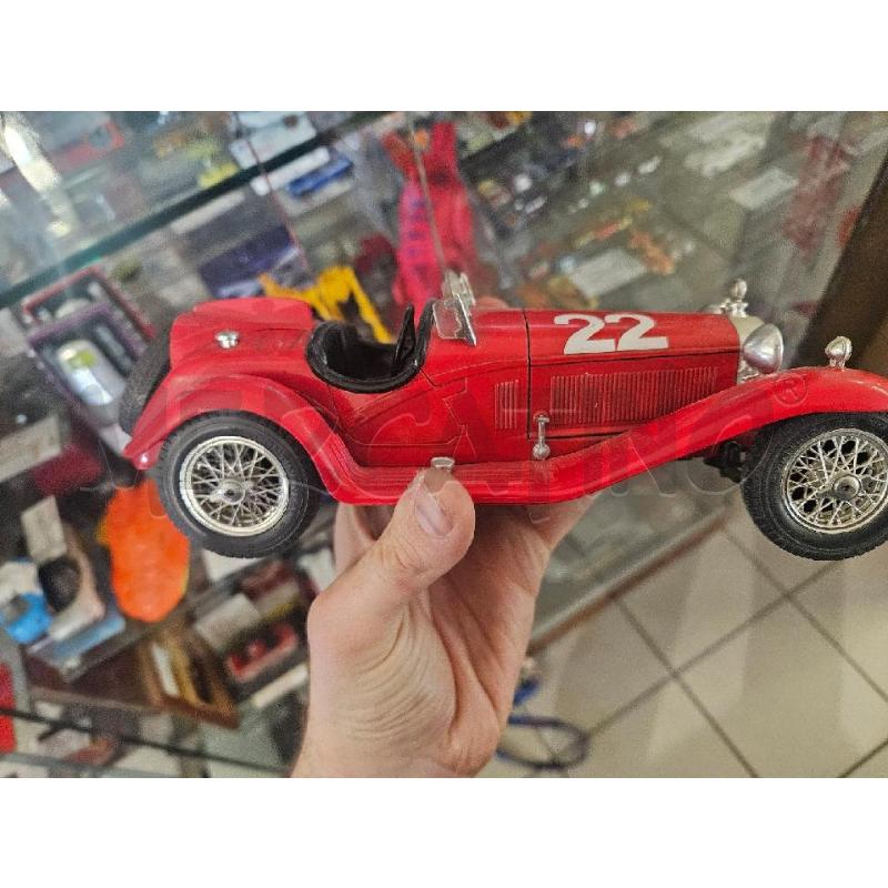 MOD. AUTO ALFA ROMEO 2300 SPIDER 1932 1/18 BURAGO 3008 ROSSA 22  | Mercatino dell'Usato Modena 3