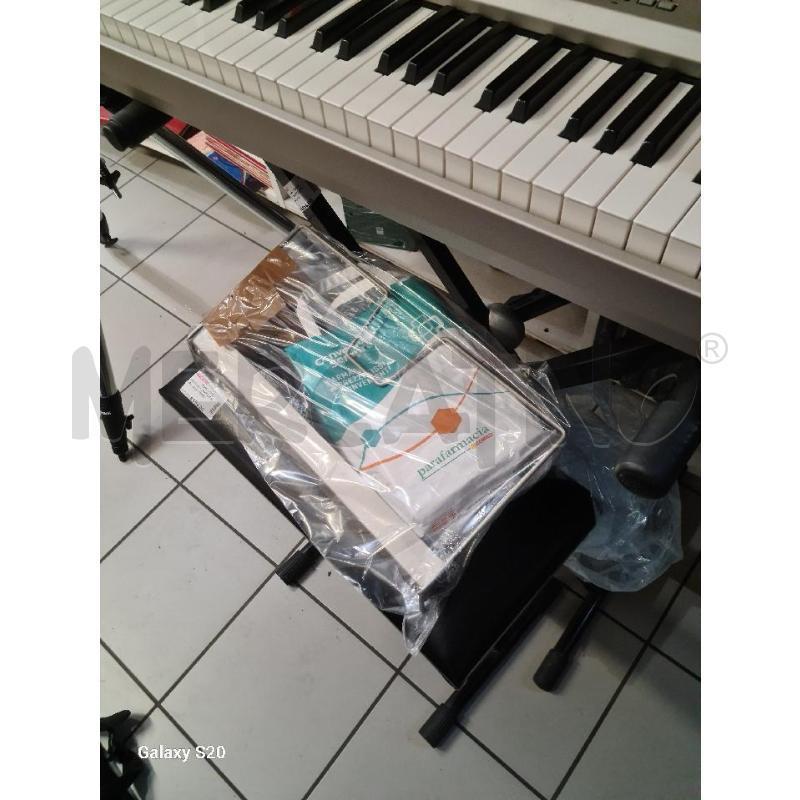 PIANOFORTE DIGITALE KORG SP 300 POTENZIOMETRO DA SOSTITUIRE+SUPPORTO E SGABELLO FUNZIONANTE | Mercatino dell'Usato Modena 4