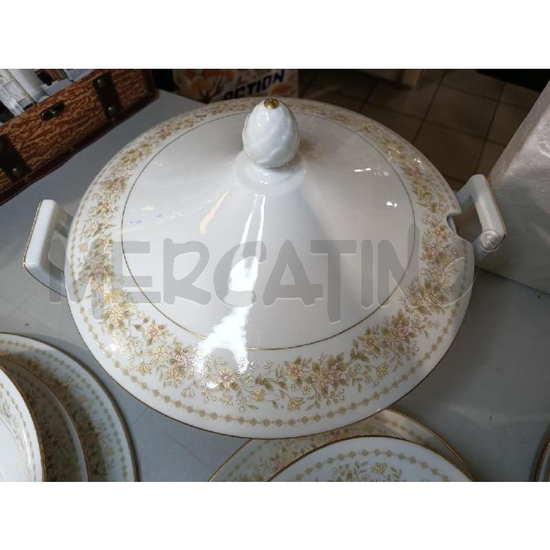 PIATTI PZ. 12X5+12 PRCLL CRISTAL WARE FILO ORO FIORELLINI | Mercatino dell'Usato Modena 4