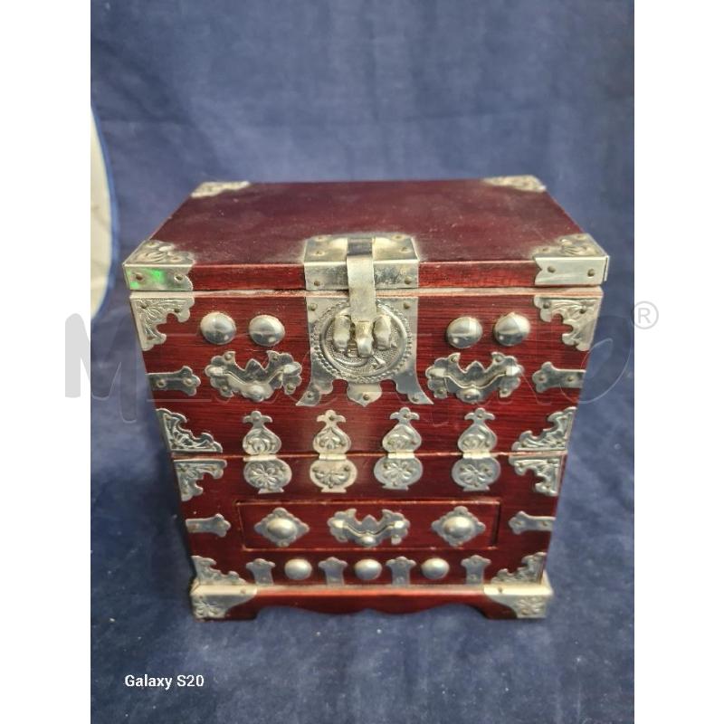 PORTA GIOIE LEGNO SECRETAIRE ORIENTALE | Mercatino dell'Usato Modena 1