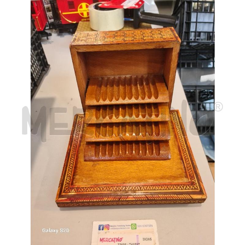 PORTA SIGARETTE LEGNO ITNARSIATO | Mercatino dell'Usato Modena 2